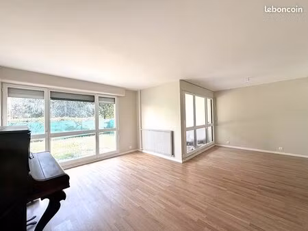 appartement 3 pièces 80 m²