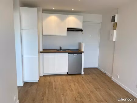 a louer t2 refait à neuf