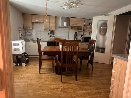 à louer – appartement t3 de 86 m² – les gras