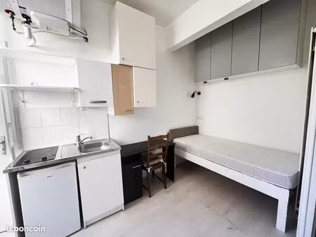 studio meublé sécurisé et calme- quartier pavillonnaire