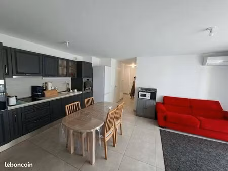 t4 3 chambres de 2023 82m2 en centre ville avec terrasse