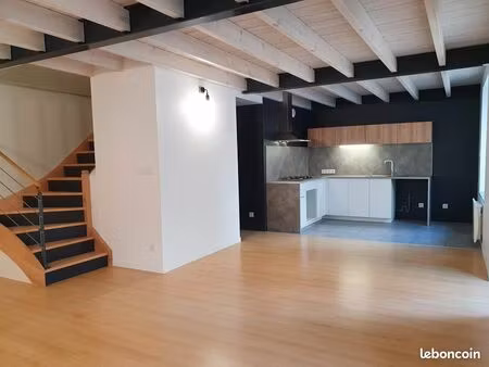 maion de bourg 85m²