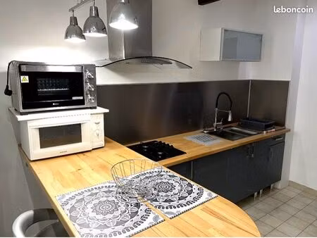 à louer – studio meublé entièrement équipé – cœur de bagnols-sur-cèze