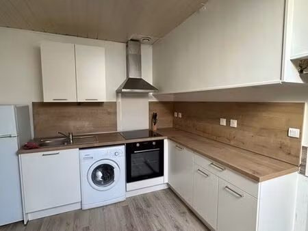 appartement meublé avec 2 chambres refait à neuf