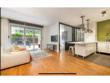 magnifique t3 meuble en rez de jardin lyon 6