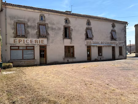 ensemble immobilier à vendre à geay travaux à prévoir