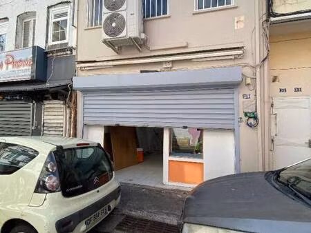 local commercial à vendre