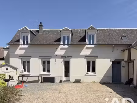 maison traditionnelle à flipou (27380)