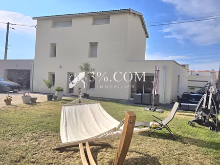 maison contemporaine de 138m2 et 4 chambres sur parcelle close de 408m2