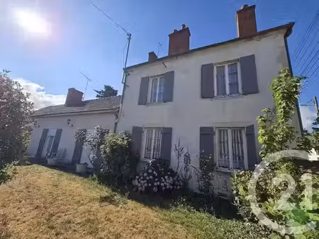 vente maison 8 pièces 123 m² à sancoins (18600)  79 000 €