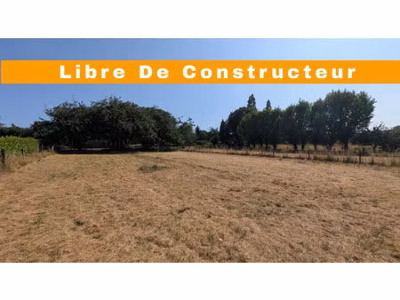 vente terrain 678 m2 à ploufragan
