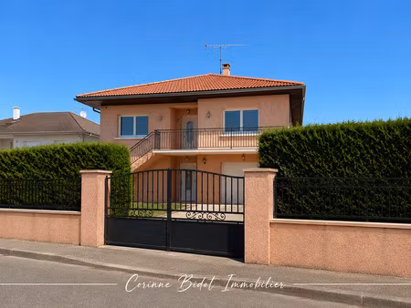 maison 7 pièces - 192 m²