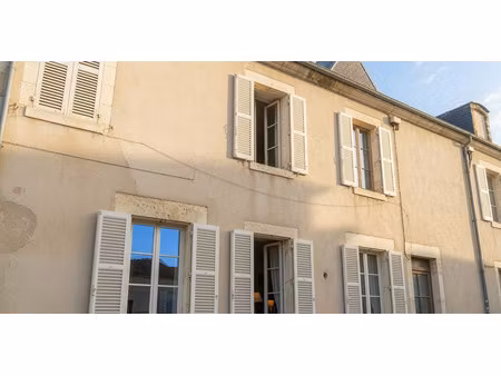 immeuble 5 pièces - 118 m²