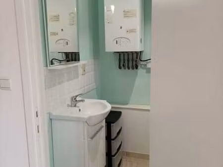 appartement 1ch meublé.