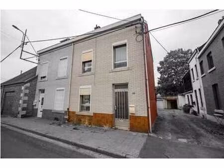 maison a renover 2-3 chambres avec garage
