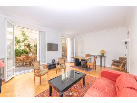 exclusivite - champ-de-mars - appartement 3 pièces avec terrasse de 33m² + patio de 5m²