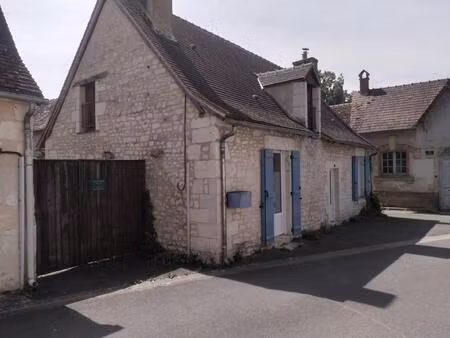 en plein bourg  le charme de l'ancien au confort moderne