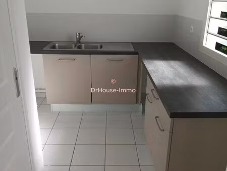 très joli appartement t4