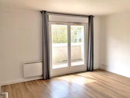 appartement montigny le bretonneux 2 pièce(s)