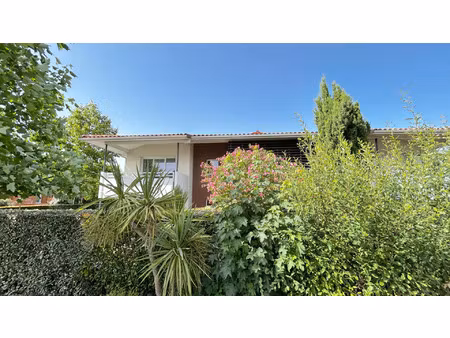 location appartement 2 pièces 39 m² à saint-andré-de-cubzac (33240)