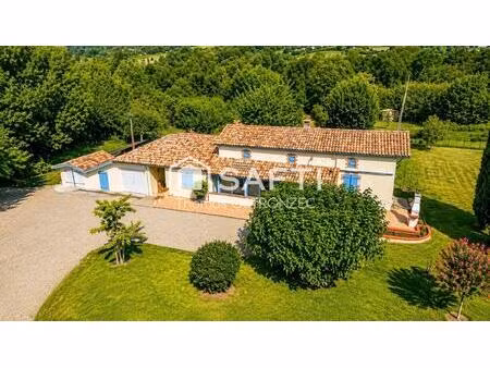 maison 135 m² sur 4 900 m² de terrain