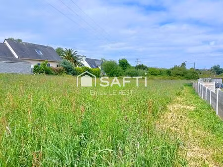 terrain constructible 2232m2