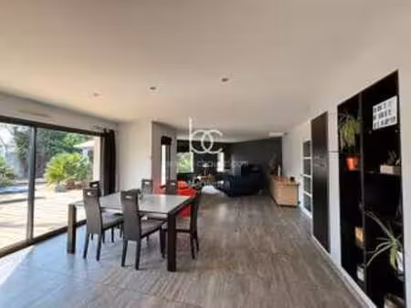 vente maison à theix-noyalo (56450) : à vendre / 174m² theix-noyalo