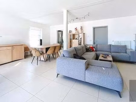 appartement à louer à chapelle-lez-herlaimont € 850 (lq7t4) - immobiliere saldi s.r.l. | z