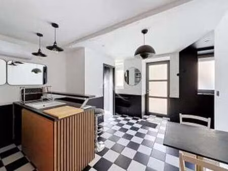 location maison meublé à saint-lambert-du-lattay (49750) : à louer meublé / 48m² saint-lam
