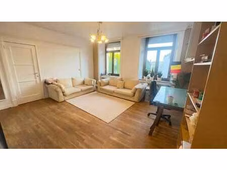 arlon centre – grand appartement lumineux