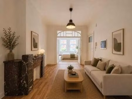 rez de +- 70 m2 à rénover avec jardin sud-ouest de +- 140 m2
