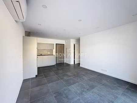 location appartement 3 pièces 63.67 m² à ajaccio (20000)  1 100 €