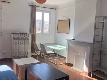 location meublée appartement 2 pièces 30.7 m² à marseille 6ème (13006)  690 €