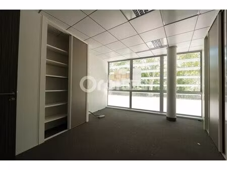 location bureaux 183 m² à 512 m²