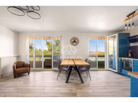 saint-laurent-de-mure - t4 - 80m² - balcon et cave - vue degage