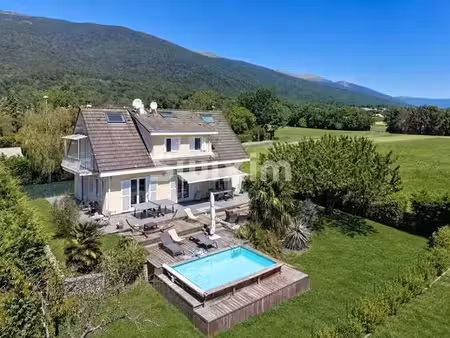 maison de 6 pièces de luxe en vente à sergy  auvergne-rhône-alpes
