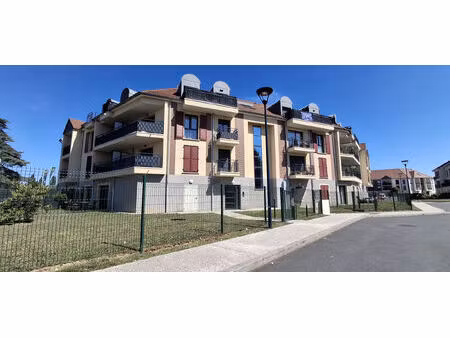 appartement 2 pièces 47 m² à louer crépy-en-valois 60800 ? | era immobilier