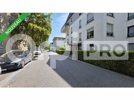 vente bureaux 73 m²