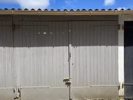 location parking 17 m² à saint-malo (35400)  107 €