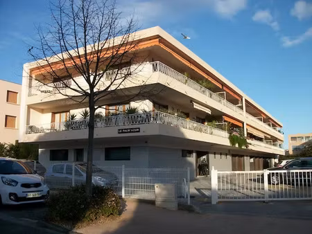 location appartement 3 pièces 65 m² à sanary-sur-mer (83110)