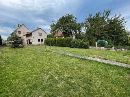 maison 6 p sur un terrain de 7 84 ares à altorf
