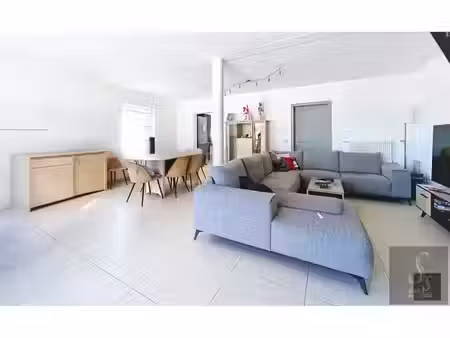appartement à louer à rue de la colline 18 chapelle-lez-herlaimont (vbe46210)