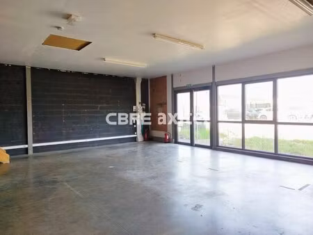 location local commercial 100m² ornex 01210