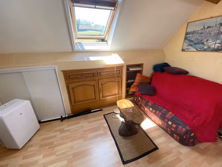 agréable t2 meublé dans maison lotissement en campagne