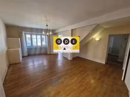 vente maison 5 pièces 110 m² à poligny (39800)  159 000 €