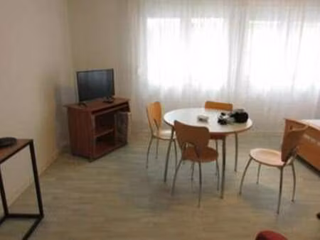 location appartement t1 meublé à saint-quay-portrieux (22410) : à louer t1 meublé / 31m² s