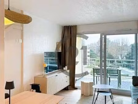 location appartement 2 pièces piscine à la baule-escoublac la baule les pins (44500) : à l