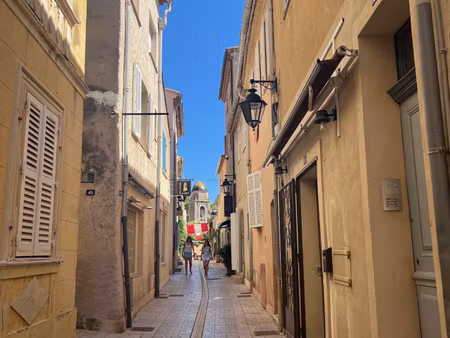 location appartement 3 pièces 75m² st tropez 83990