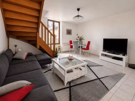 location appartement 3 pièces 71m² corgoloin 21700