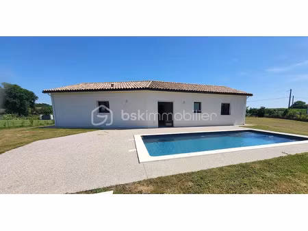 vente maison 4 pièces 95 m² à aire-sur-l'adour (40800)  268 000 €